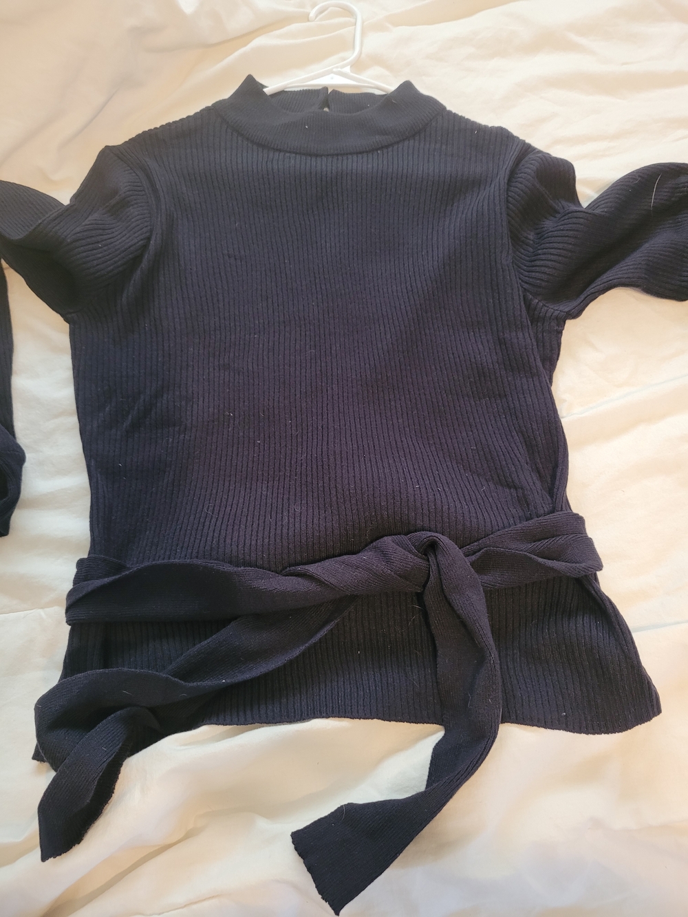 Ribbed Black Tie-Waist/open back Sweater